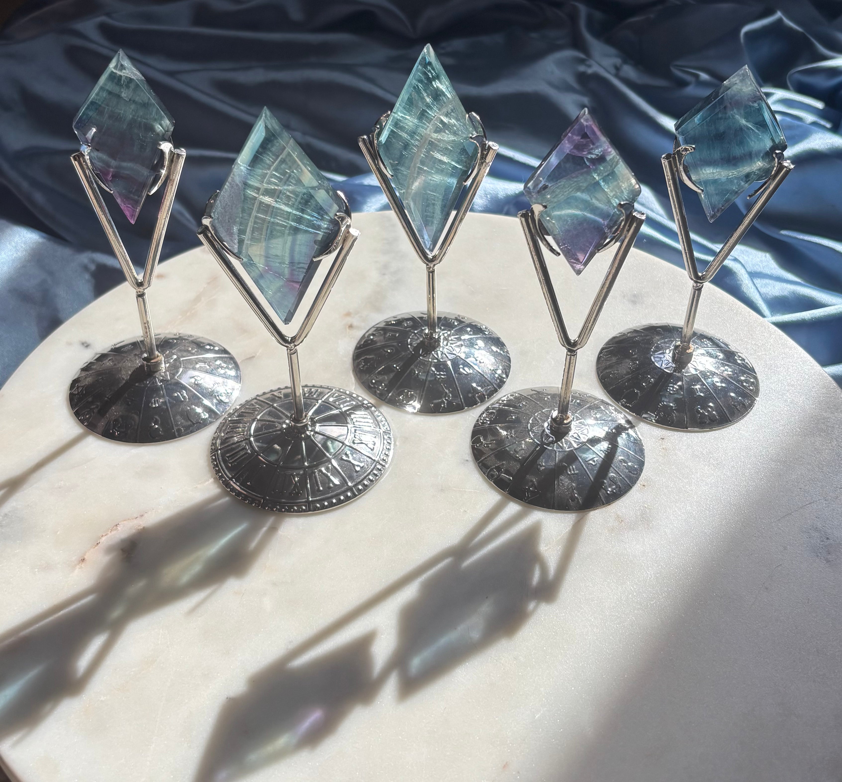 Fluorite diamonds on stands