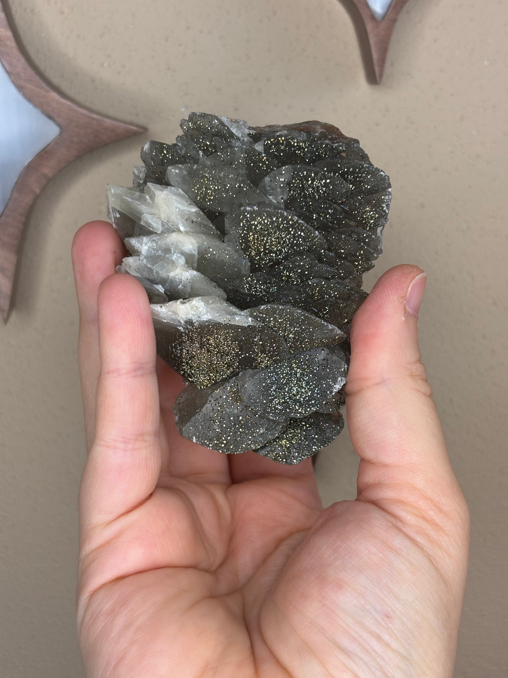 Chalcopyrite on calcite