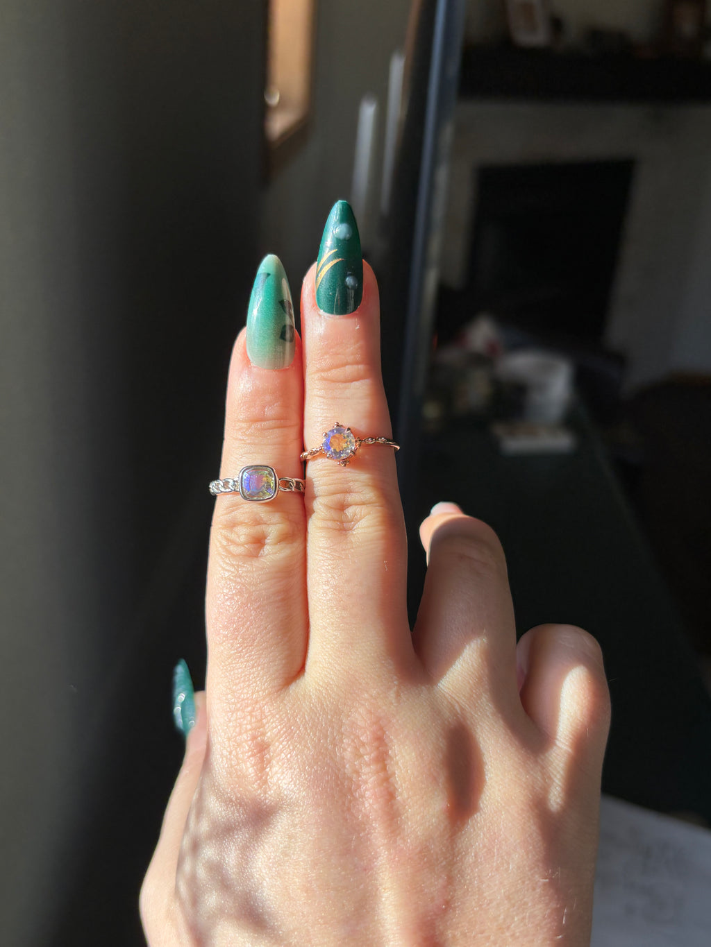 Ring - aura quartz
