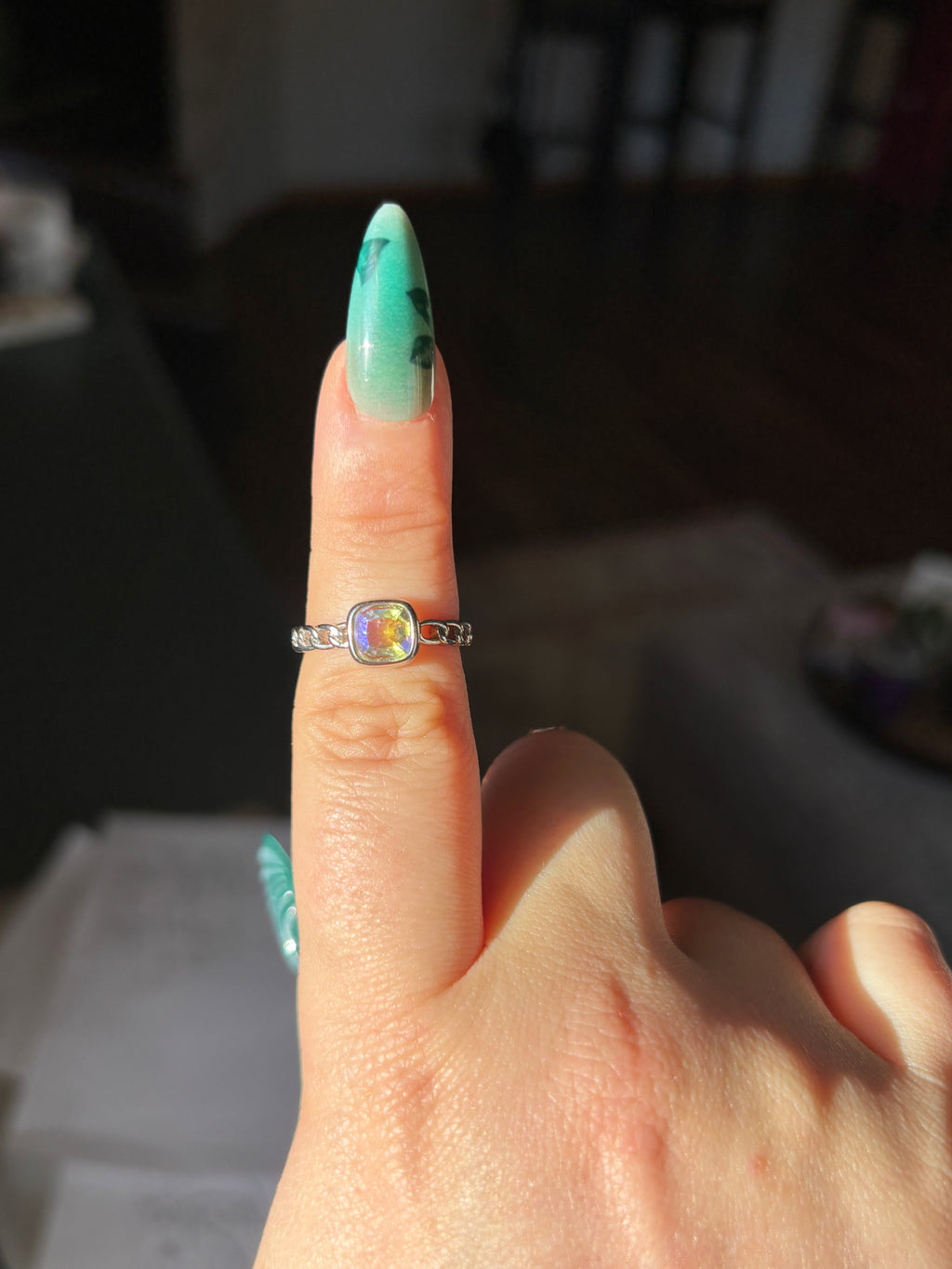 Ring - aura quartz