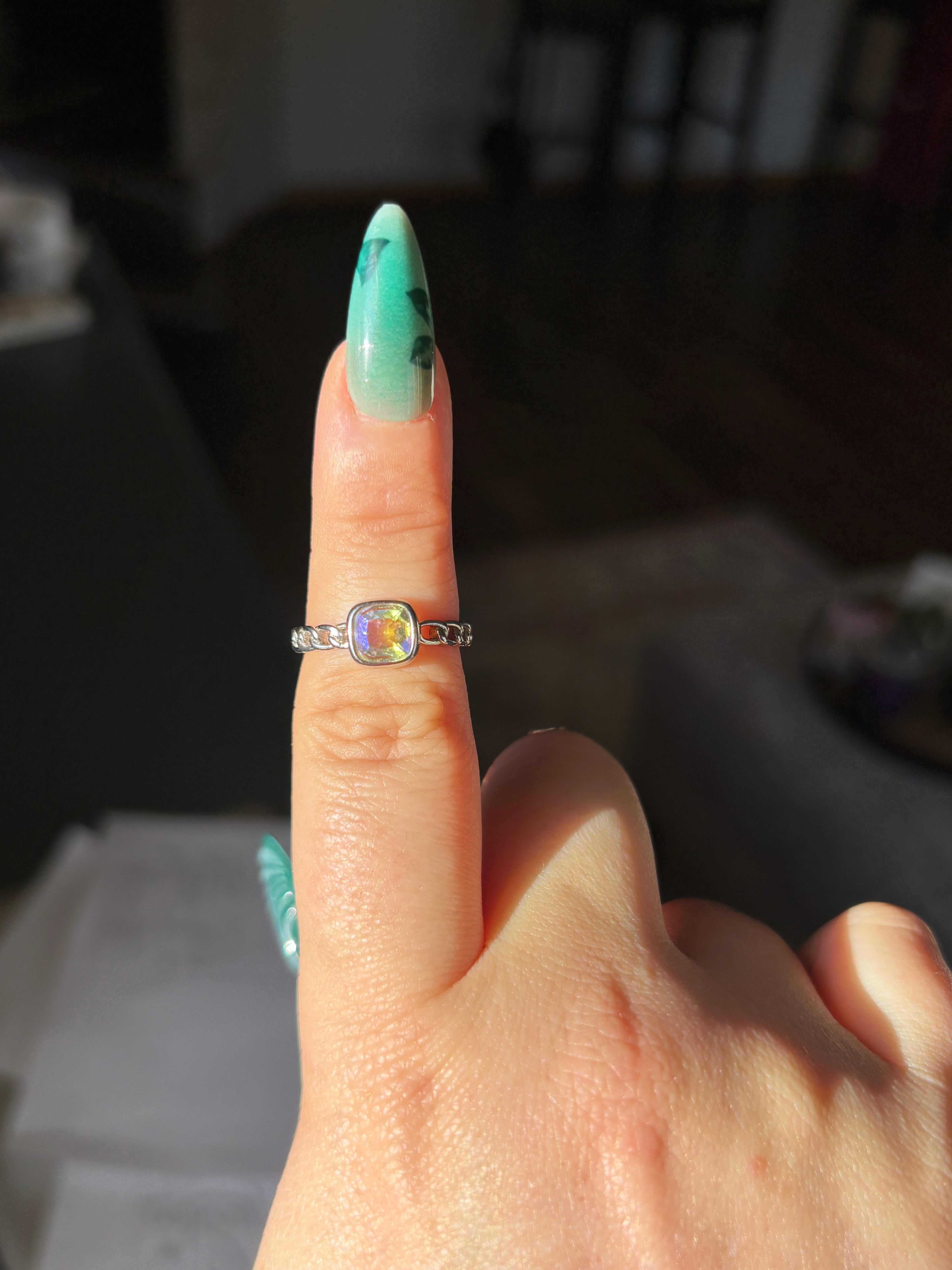 Ring - aura quartz