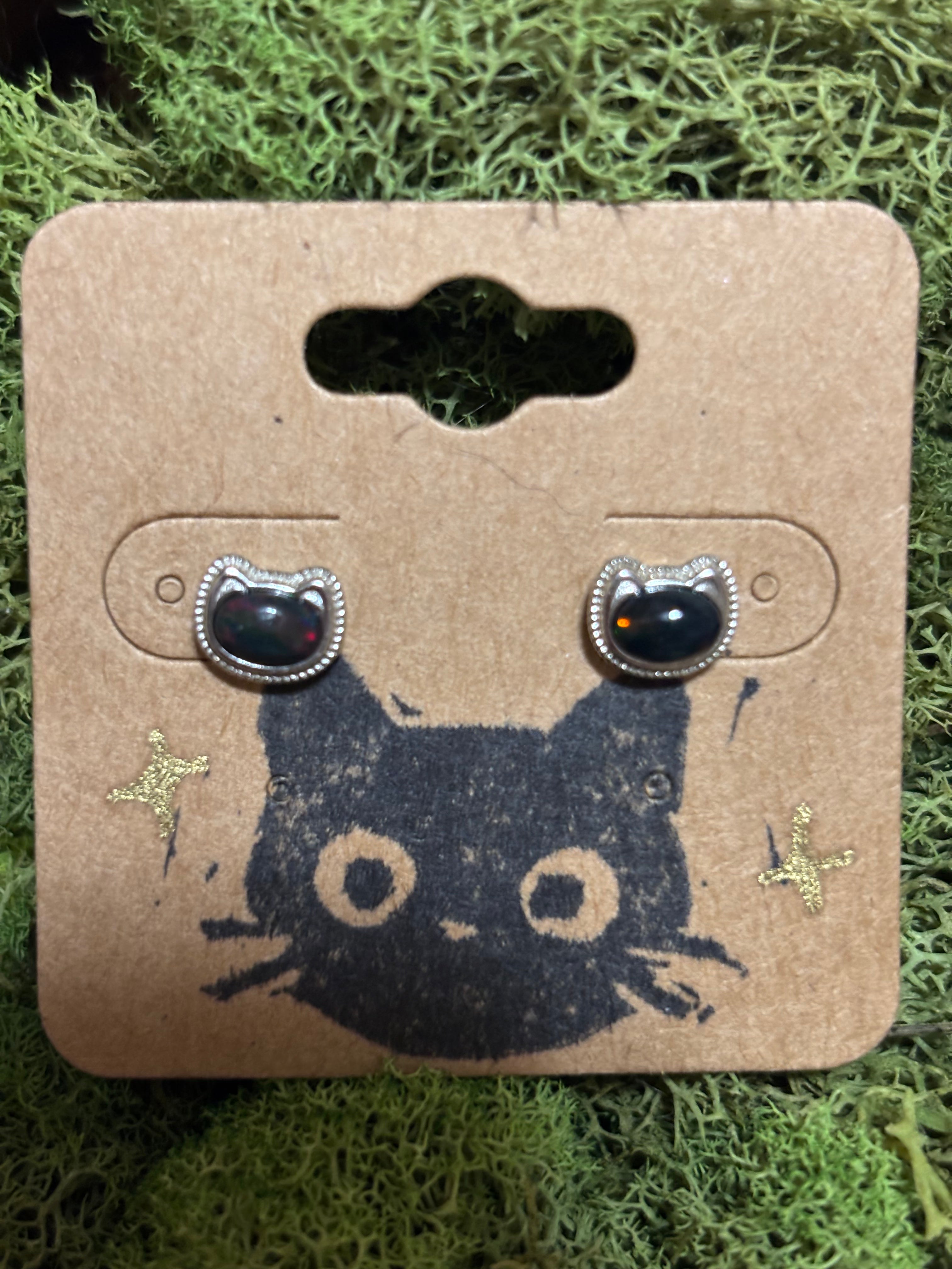 Black opal kitty head stud earrings
