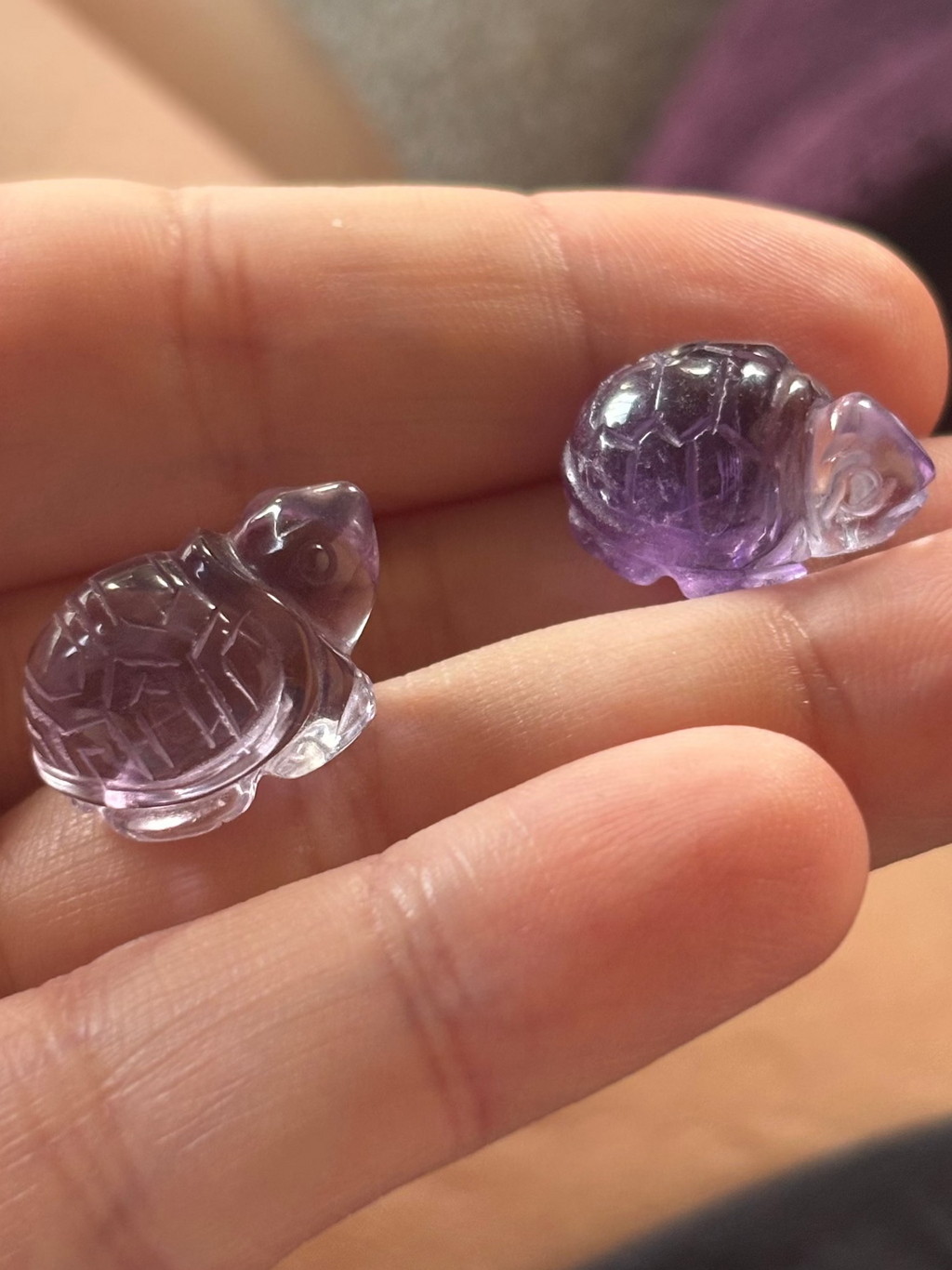 Amethyst mini turtle carving