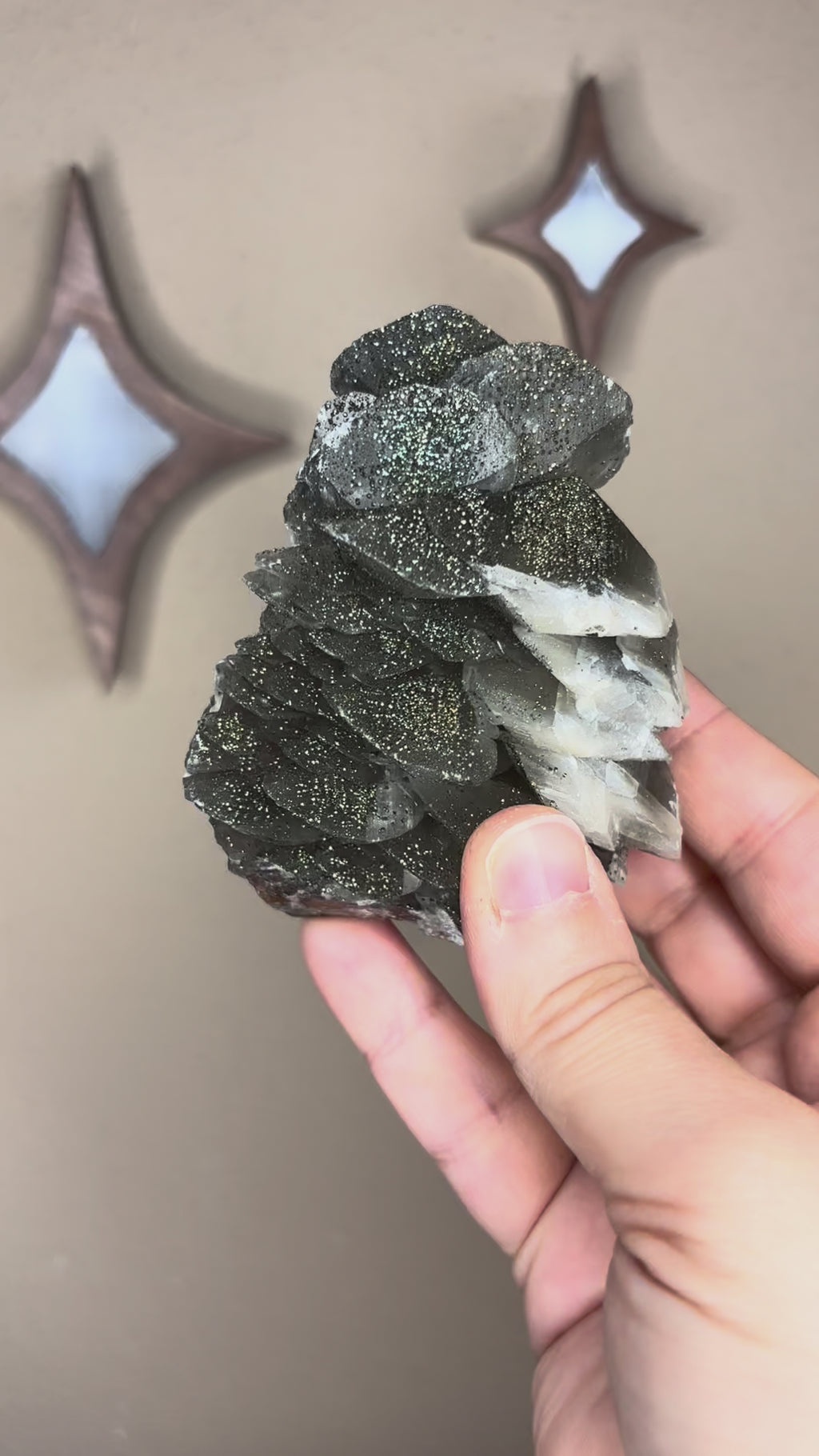 Chalcopyrite on calcite