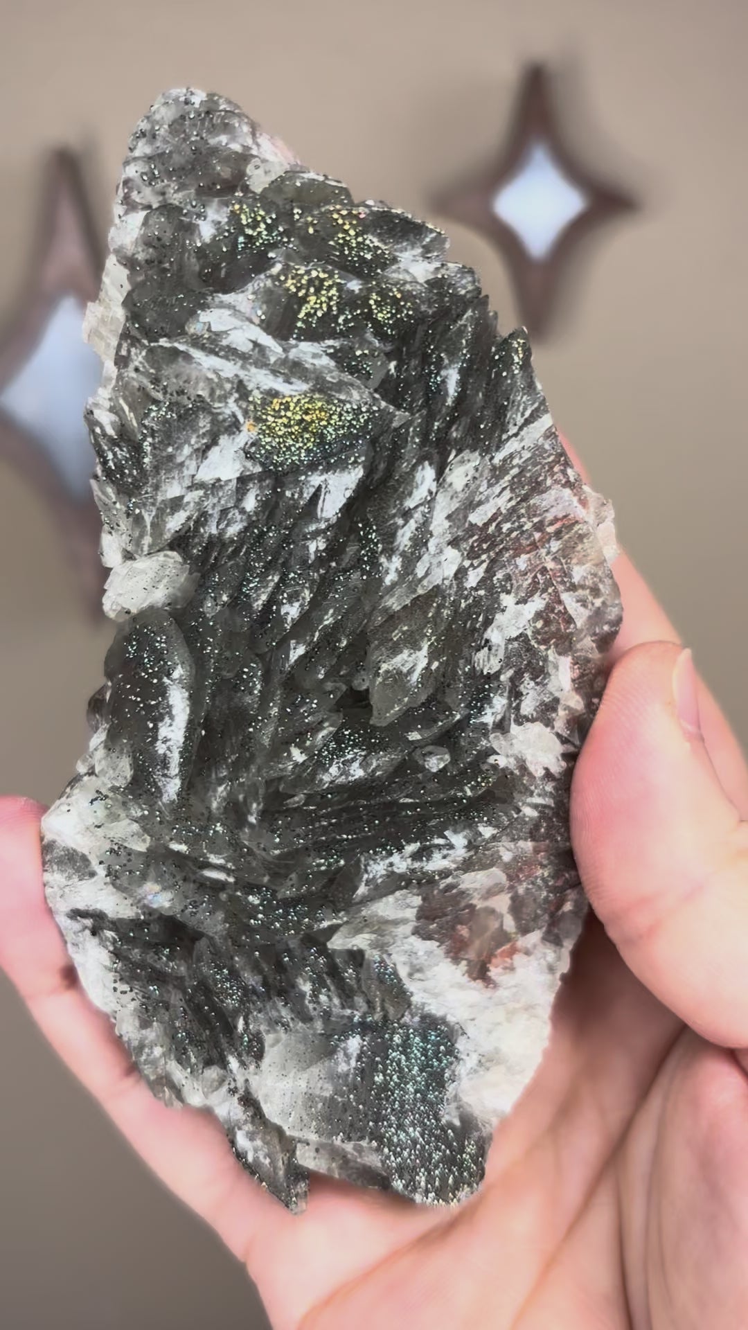 Chalcopyrite on calcite