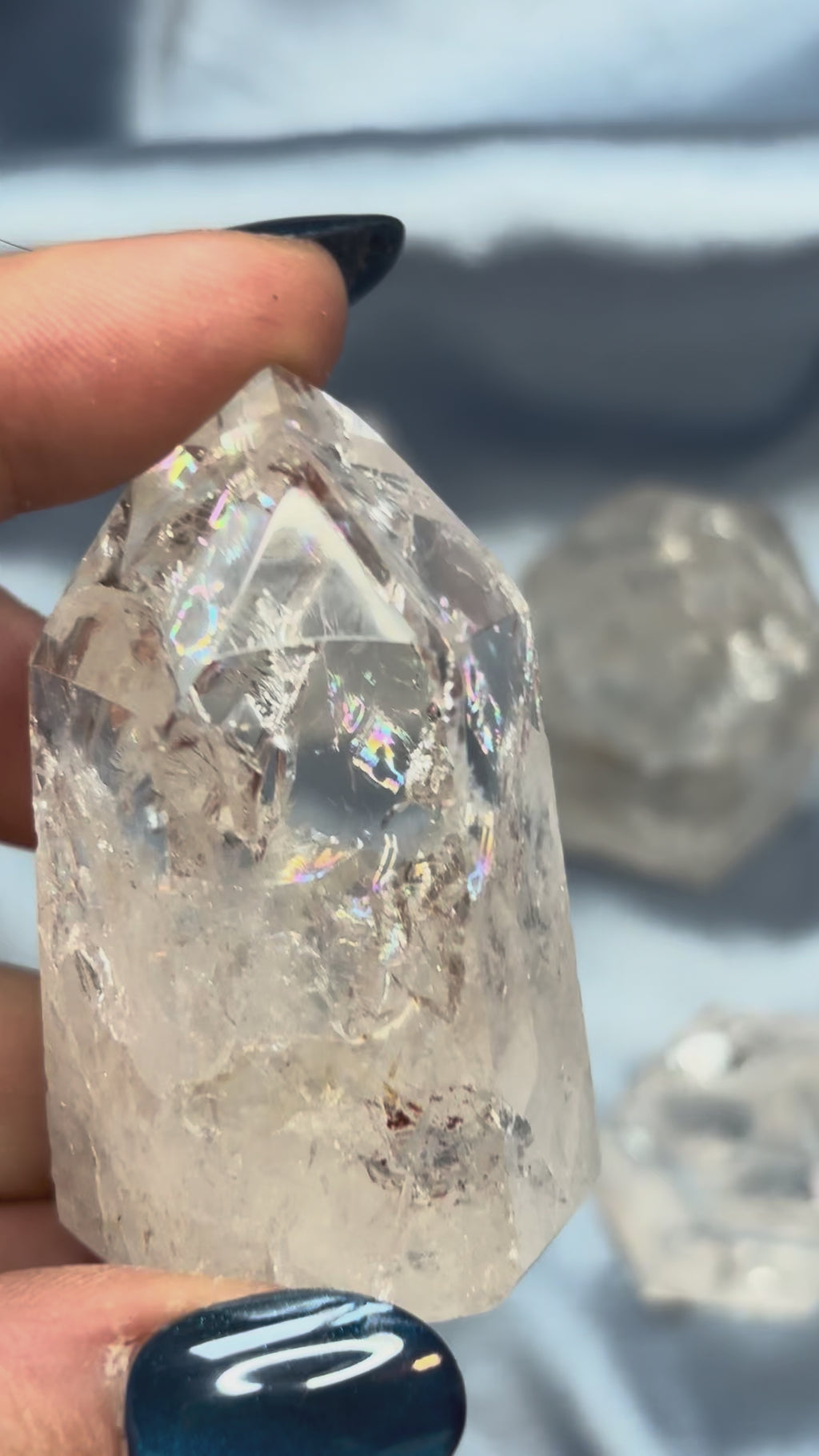 Cracked quartz towers with rainbows 🌈