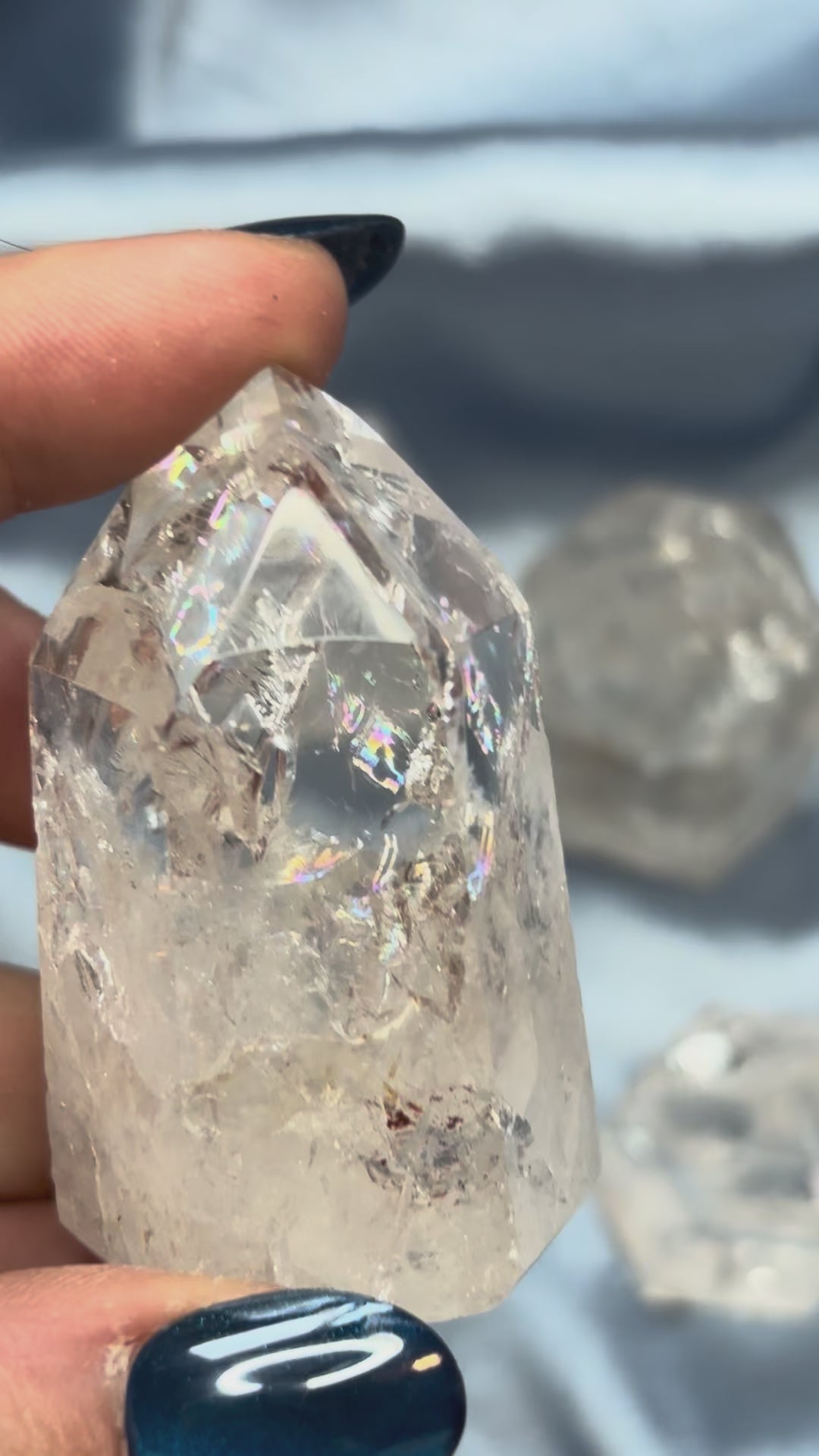 Cracked quartz towers with rainbows 🌈